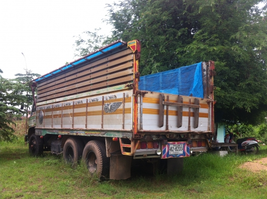 สิบล้อHino F17