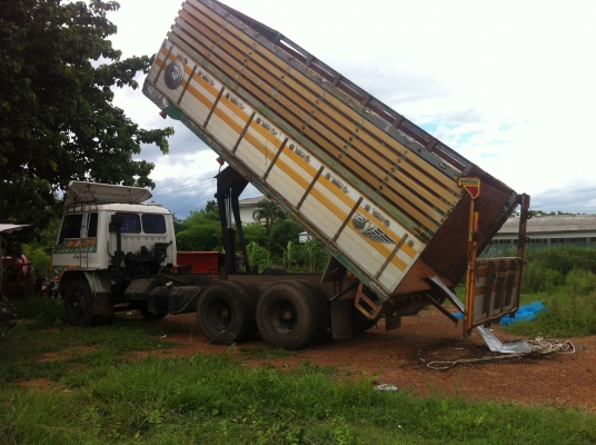 สิบล้อHino F17