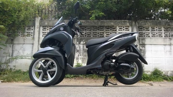 TRICITY 2014 ใหม่มากกก รถเดือนเศษ วิ่งมาแค่ 300 กิโลขายโละ ต่อรอง TRICITY 2014 ใหม่มากกก รถเดือนเศษ วิ่งมาแค่ 300 กิโลขายโละ ต่อรอง