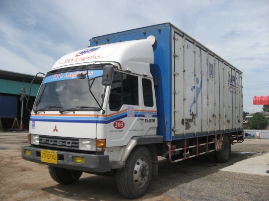 ขาย รถบรรทุก 6 ล้อ ตู้แห้ง 10บาน MITSU FUSO FK457 220 แรงม้า