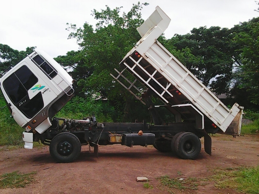 ขายหกล้อดั้มพ์ ฮีโน่ FD3HLA-195 HP รถสวยสภาพพร้อมใช้