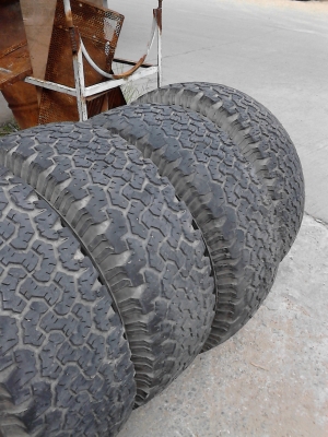 265/70R16 BF Goodrich All Terrain T/A ชุด 4 เส้น ปี 2012 ( MADE IN U.S.A.) TEL.081-427-3941 265/70R16 BF Goodrich All Terrain T/A ชุด 4 เส้น ปี 2012 ( MADE IN U.S.A.) TEL.081-427-3941