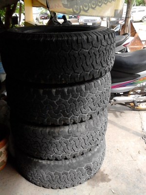 265/70R16 BF Goodrich All Terrain T/A ชุด 4 เส้น ปี 2012 ( MADE IN U.S.A.) TEL.081-427-3941 265/70R16 BF Goodrich All Terrain T/A ชุด 4 เส้น ปี 2012 ( MADE IN U.S.A.) TEL.081-427-3941