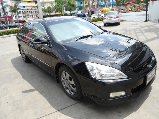 HONDA - ACCORD - 3.0 V6 i-VTEC AT ปี2005 สีดำ เกียร์อัตโนมัติ เครื่องเบนซิน 3000cc