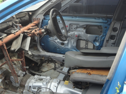 ขายซากโตโยต้าซูลูน้า หรือแยกชิ้นส่วน