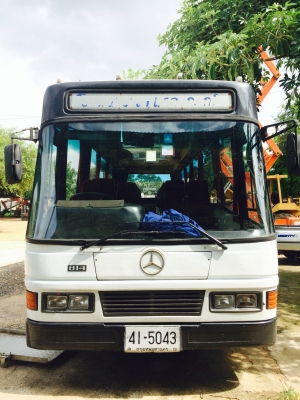 ขาย รถบัสแอร์เย็น เบนซ์แท้ ปี2005 สภาพพร้อมใช้งาน 30 ที่นั่ง เกียร์ออโต้ เครื่องเบนซ์ ดีเซล 6 สูบ เบรคจิ๊บฟี่ เบาะครบ สวยทุกที่นั่ง ยางสวยทุกเส้น สภาพสี90\% รบกวนสอบถามเฉพาะเวลาทำการครับขับกลับได้เลยครับ