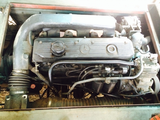 ขาย รถบัสแอร์เย็น เบนซ์แท้ ปี2005 สภาพพร้อมใช้งาน 30 ที่นั่ง เกียร์ออโต้ เครื่องเบนซ์ ดีเซล 6 สูบ เบรคจิ๊บฟี่ เบาะครบ สวยทุกที่นั่ง ยางสวยทุกเส้น สภาพสี90\% รบกวนสอบถามเฉพาะเวลาทำการครับขับกลับได้เลยครับ