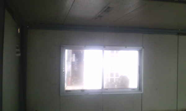 ขายด่วน!!ตู้สำนักงาน 2 ตู้ต่อกัน  พร้อมแอร์ 1  ตัว