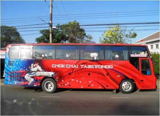 ขายรถบัสชั้นครึ่ง