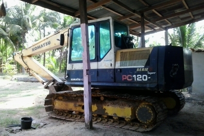 ขายรถแบคโฮ120-5 Komatsu ขายด่วน !