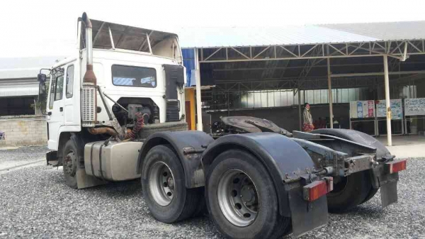 HINO 10 ล้อ หัวลากเปอร์เฟียร์ เครื่อง P11 320 แรง