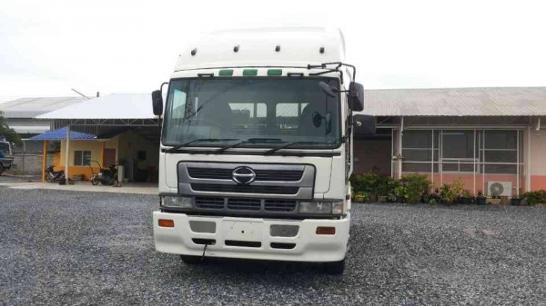 HINO 10 ล้อ หัวลากเปอร์เฟียร์ เครื่อง P11 320 แรง