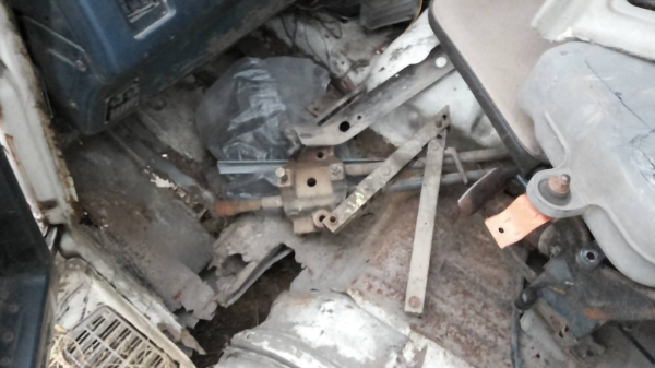 ***ขายแล้วครับขอบคุณ Truck2hand ขายหัวเก๋ง 6ล้อ ISUZU ROCKRY สภาพดี อุปกรณ์ขาดนิดๆหน่อย แผงหน้า ขาดีด สายเกียร์ มีครบ หัวเท่ากับ10ล้อ เก็บอีกนิดหน่อยสวยเลย ขายตามสภาพ ราคาต่อรองได้นิดหน่อยเด้อ พี่น้องครับ