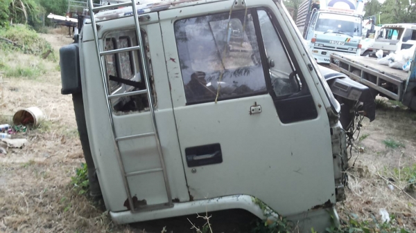 ***ขายแล้วครับขอบคุณ Truck2hand ขายหัวเก๋ง 6ล้อ ISUZU ROCKRY สภาพดี อุปกรณ์ขาดนิดๆหน่อย แผงหน้า ขาดีด สายเกียร์ มีครบ หัวเท่ากับ10ล้อ เก็บอีกนิดหน่อยสวยเลย ขายตามสภาพ ราคาต่อรองได้นิดหน่อยเด้อ พี่น้องครับ ***ขายแล้วครับขอบคุณ Truck2hand ขายหัวเก๋ง 6ล้อ ISUZU ROCKRY สภาพดี อุปกรณ์ขาดนิดๆหน่อย แผงหน้า ขาดีด สายเกียร์ มีครบ หัวเท่ากับ10ล้อ เก็บอีกนิดหน่อยสวยเลย ขายตามสภาพ ราคาต่อรองได้นิดหน่อยเด้อ พี่น้องครับ