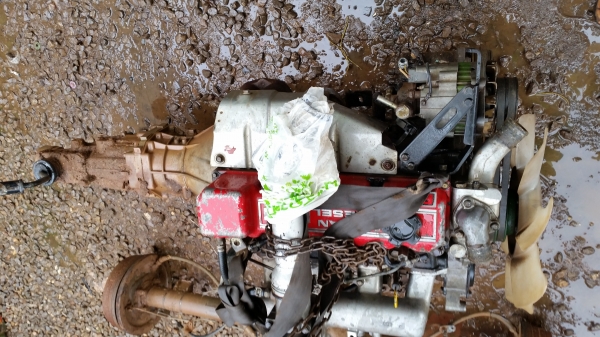 ขายเครื่องพร้อมเกียร์บิ๊กเอ็มฝาแดง BD25ขาย35000