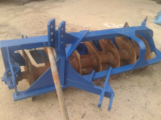 ขายผาน7ใส่รถไถฟอร์ด  สวยๆ ไถเข้าดีคับ พร้อมใช้ๆ