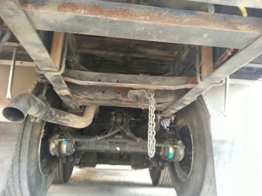 รถอีซูซุ 10 ล้อ ตู้เย็น 300 แรงม้า ปี 52   สนใจติดต่อ 081 - 6079515