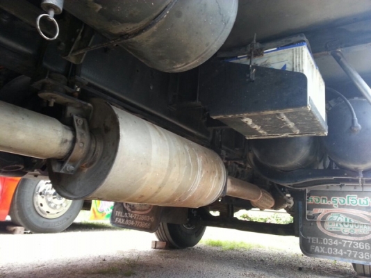 รถอีซูซุ 10 ล้อ ตู้เย็น 300 แรงม้า ปี 52   สนใจติดต่อ 081 - 6079515