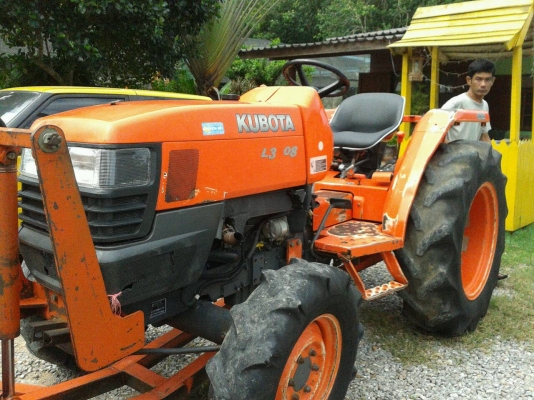 ขายรถไถ KUBOTA   L3408  พร้อมใช้งาน 2 เพลา34แรง รถไร่สภาพดี สีเดิมๆ ไม่ได้ทำสี