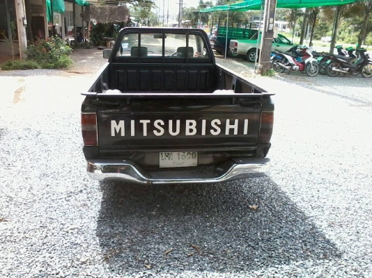 ด่วน ๆ ราคาพิเศษ Mistubishi L200 Cycone สภาพพร้อมใช้ ทะเบียน ชุดโอนครบ ภาษีไม่ขาด คัดซีสวย ไม่มีผุ สีพอใช้ เครื่องแน่น ไม่หลวม มีแอร์ เครื่องเสียง CD ล้อแม็ก ขายถูก