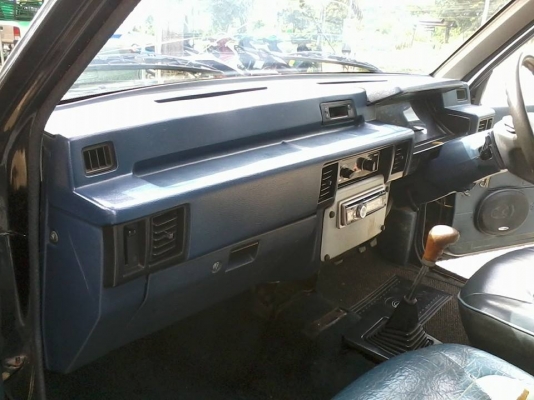 ด่วน ๆ ราคาพิเศษ Mistubishi L200 Cycone สภาพพร้อมใช้ ทะเบียน ชุดโอนครบ ภาษีไม่ขาด คัดซีสวย ไม่มีผุ สีพอใช้ เครื่องแน่น ไม่หลวม มีแอร์ เครื่องเสียง CD ล้อแม็ก ขายถูก