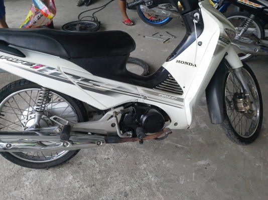 ขาย wave 125i เอกสารพร้อมโอน 21500