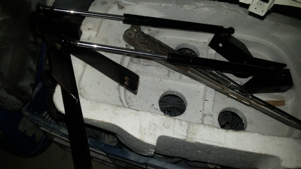 โช๊คค้ำฝากระโปรงหน้าพร้อมขาเหล็กย้ดนิลสันบึ๊กเอ็มหน้าหัก