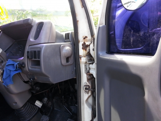 ขาย รถบรรทุก NISSAN UD