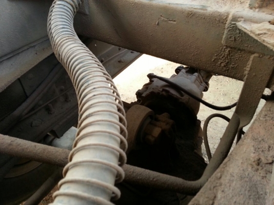 รถอีซูซุ 10 ล้อดั้ม  FXZ  270 แรงม้า. ปี 52  สนใจติดต่อ  081 - 6079515