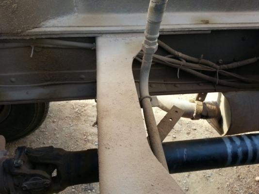 รถอีซูซุ 10 ล้อดั้ม  FXZ  270 แรงม้า. ปี 52  สนใจติดต่อ  081 - 6079515