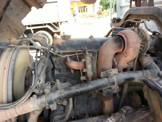 รถอีซูซุ 10 ล้อดั้ม  FXZ  270 แรงม้า. ปี 52  สนใจติดต่อ  081 - 6079515