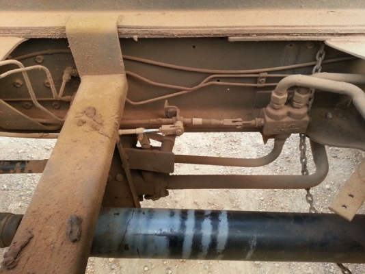 รถอีซูซุ 10 ล้อดั้ม  FXZ  270 แรงม้า. ปี 52  สนใจติดต่อ  081 - 6079515