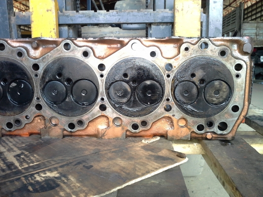 ขายฝาสูบเครื่อง6sd1 rocky 240hp