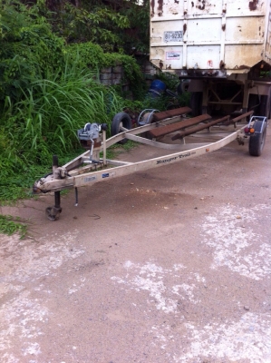 เทเลอร์เรือ  15-21 ฟุต เป็นของนอก เรนเจอร์สภาพสวย ราคา40000