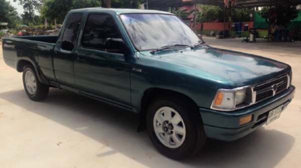 **135,000 บ.ต่อรอง**ขายกระบะแค็ปสวยๆ TOYOTA ไมตี้เอ็กซ์ 2.5 โป่งหลังแท้ปี38/95 เครื่องเดิมเกียร์เดิม2L แน่นๆ แรงๆ แห้งดีไม่มีเยิ้ม เกียร์ดีไม่หลุดไม่หอน ช่วงล่างหนึบๆ คัสซีสวยไม่มีปะไม่มีดาม กระบะสวยพื้นไม่ผุ หน้า-หลังเดิมไม่เคยชนหนัก ภายในเก๋งสวยคอนโซลเต