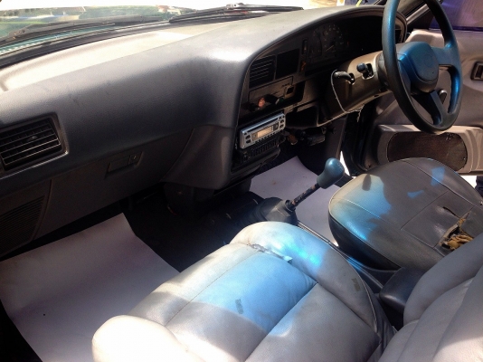 **135,000 บ.ต่อรอง**ขายกระบะแค็ปสวยๆ TOYOTA ไมตี้เอ็กซ์ 2.5 โป่งหลังแท้ปี38/95 เครื่องเดิมเกียร์เดิม2L แน่นๆ แรงๆ แห้งดีไม่มีเยิ้ม เกียร์ดีไม่หลุดไม่หอน ช่วงล่างหนึบๆ คัสซีสวยไม่มีปะไม่มีดาม กระบะสวยพื้นไม่ผุ หน้า-หลังเดิมไม่เคยชนหนัก ภายในเก๋งสวยคอนโซลเต