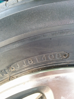 ขายล้อแม๊กซ์พร้อมยาง ขอบ 15 5รู100     4 เส้น  สภาพดี