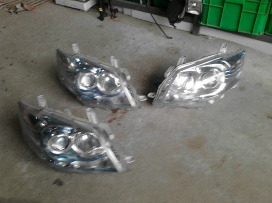 โคมไฟหน้า Fortuner ไฟยัก