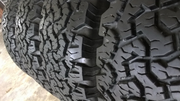 ยาง บีเอฟ ออล 265-70-16 ปี 12