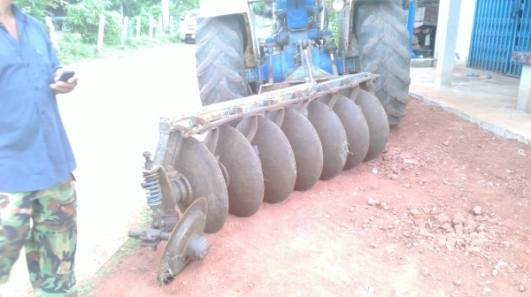 ผานพรวน7ใบ สำหรับรถฟอร์ดขายไม่แพง โทร081-0745778 ลุงโหนกรับสาย