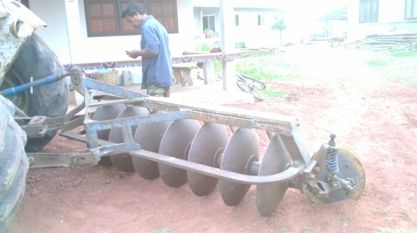 ผานพรวน7ใบ สำหรับรถฟอร์ดขายไม่แพง โทร081-0745778 ลุงโหนกรับสาย