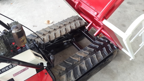 รถบรรทุกการเกษตรและก่อสร้าง