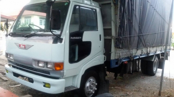 HINO-FC-2Wป๊95เครื่องWO4D.ครัชซีสวย.บะคาร์โก้5.50เมตร.สภาพพร้อมใช้..ราคา.485.000บ HINO-FC-2Wป๊95เครื่องWO4D.ครัชซีสวย.บะคาร์โก้5.50เมตร.สภาพพร้อมใช้..ราคา.485.000บ