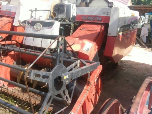 ขายรถเกี่ยวข้าว KUBOTA DC60 สภาพดีพร้อมใช้งาน ใช้งานน้อย เอกสารพร้อมโอน สนใจโทร 090-8588220คุณนะ