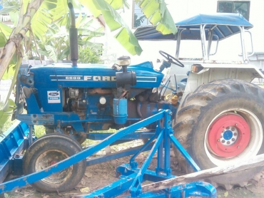 ขายรถไถฟรอต 6600 สภาพพร้อมใช้งาน อุปกรณ์ครบ ดันหน้า ผาน7และผาน3 สนใจโทร 090-8588220คุณนะ