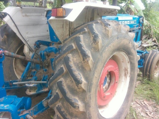 ขายรถไถฟรอต 6600 สภาพพร้อมใช้งาน อุปกรณ์ครบ ดันหน้า ผาน7และผาน3 สนใจโทร 090-8588220คุณนะ