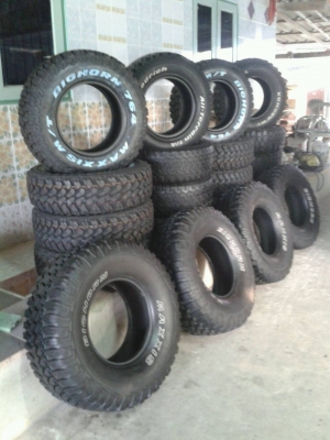 ขายล้อ ขายยาง OFF ROAD หล่อๆ ลุยๆทั้งR15 R16  สนใจแวะเข้ามาดูก่อนครับ