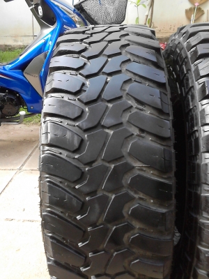 31X10.50R15 DEESTONE MUD CLAWER ปีใหม่ 2013 ขายชุด 4 เส้น TEL.081-427-3941 31X10.50R15 DEESTONE MUD CLAWER ปีใหม่ 2013 ขายชุด 4 เส้น TEL.081-427-3941