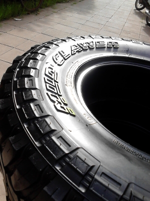 31X10.50R15 DEESTONE MUD CLAWER ปีใหม่ 2013 ขายชุด 4 เส้น TEL.081-427-3941 31X10.50R15 DEESTONE MUD CLAWER ปีใหม่ 2013 ขายชุด 4 เส้น TEL.081-427-3941
