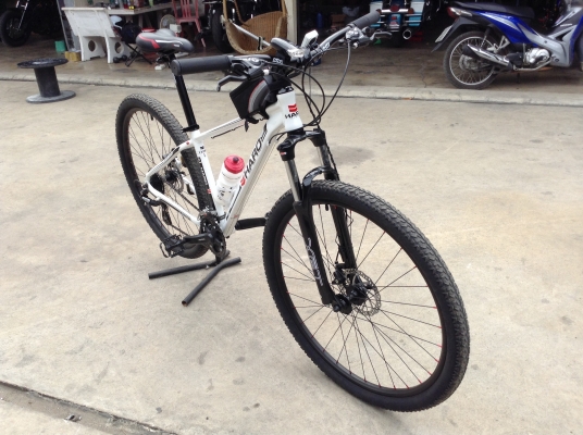 ธารนนทบุรี//ขายจักรยาน HARO ล้อ 29 นิ้ว หล่อๆครับ ราคา 12,000 บาท ธารนนทบุรี//ขายจักรยาน HARO ล้อ 29 นิ้ว หล่อๆครับ ราคา 12,000 บาท